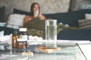 Consumir álcool e múltiplas drogas me torna dependente