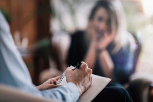 Psiquiatra especialista em dependência química